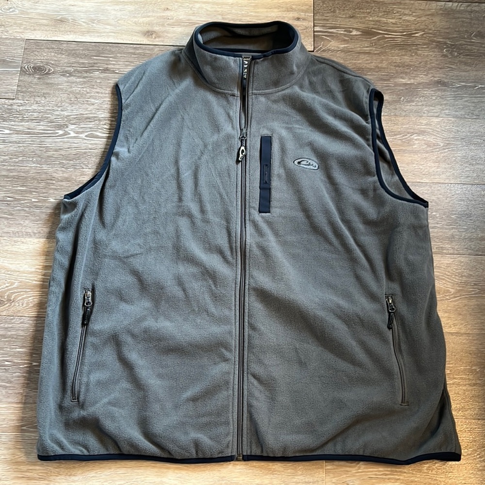 New without tags!  Drake Waterfoul layering vest!  3X